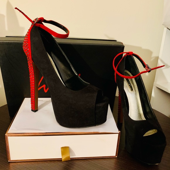 Beautiful Wild pair stilettos 👠 pump size 6 - Picture 12 of 16